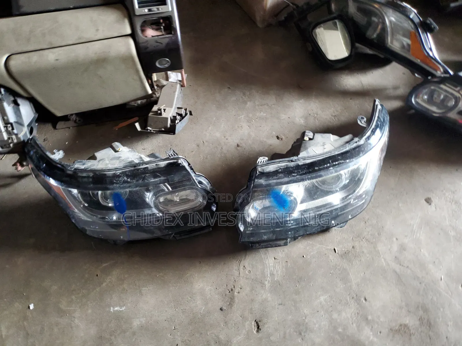 Headlights for Range Rover Vogue 2015