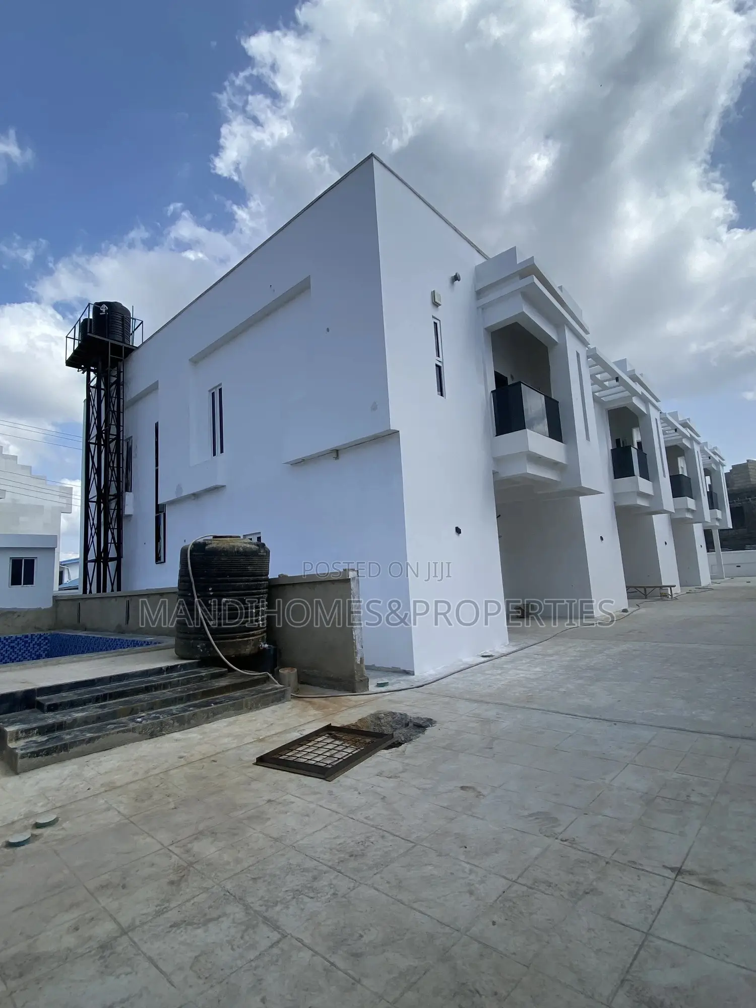 4bdrm Townhouse/Terrace in Ajah for sale