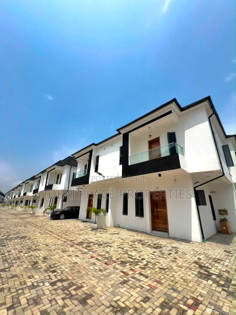4bdrm House in VGC / Ajah for sale