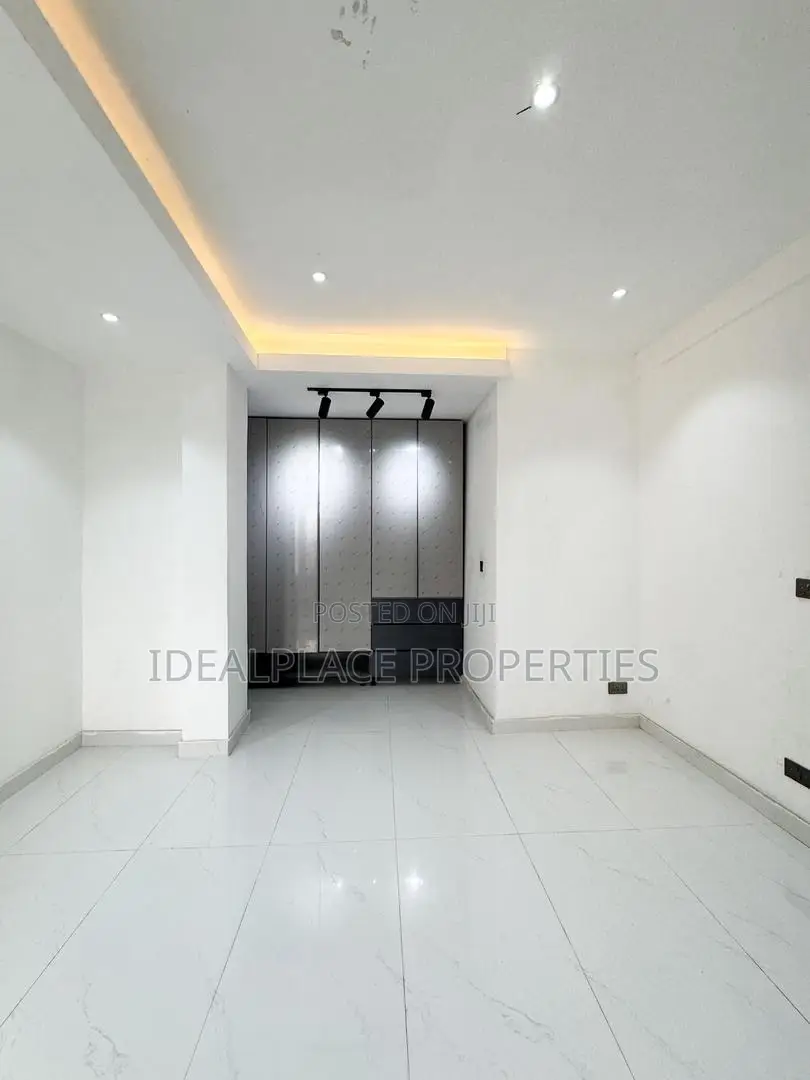 4bdrm Maisonette in Ikoyi for rent