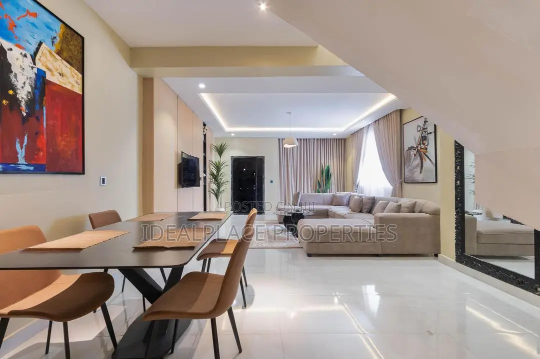 Furnished 2bdrm Maisonette in Lekki Phase 1 for rent