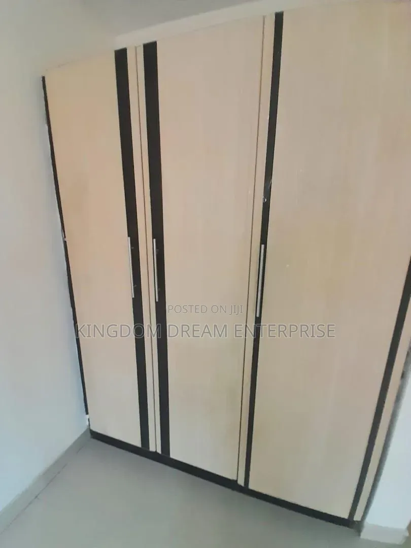 3bdrm Apartment in Thomas Estate Ajah for rent