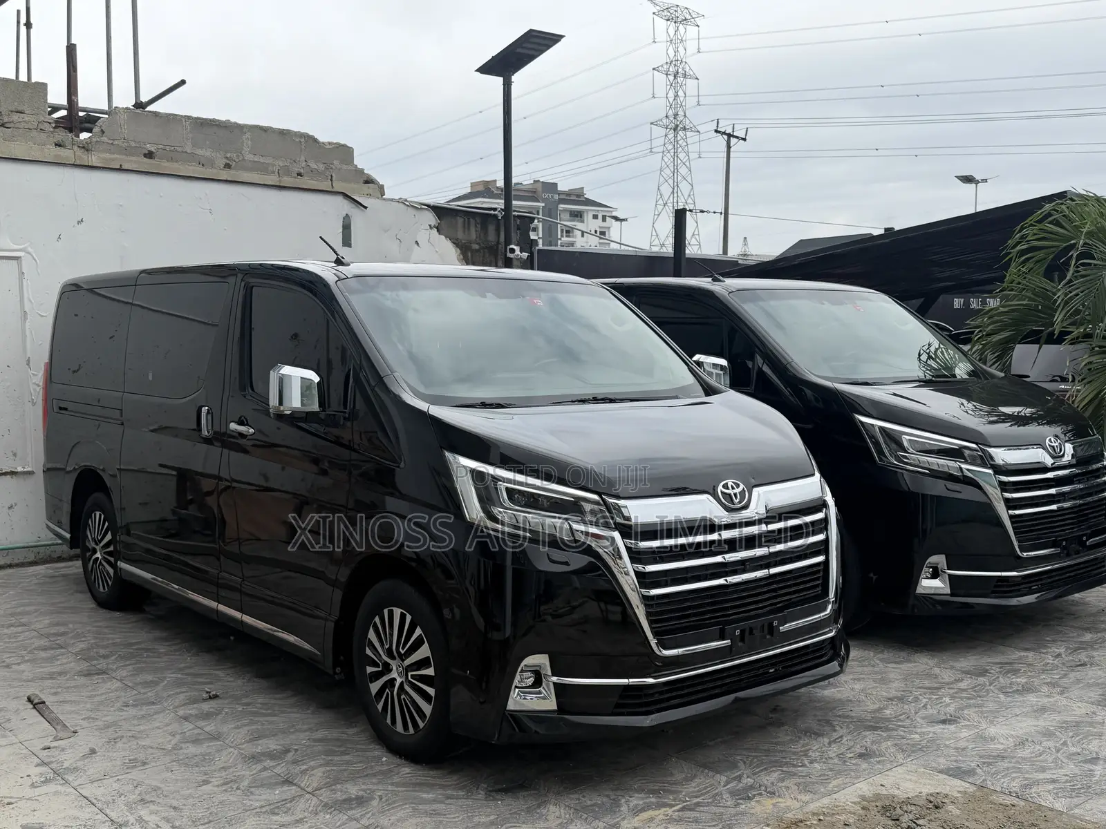 Toyota HiAce 2023 Black