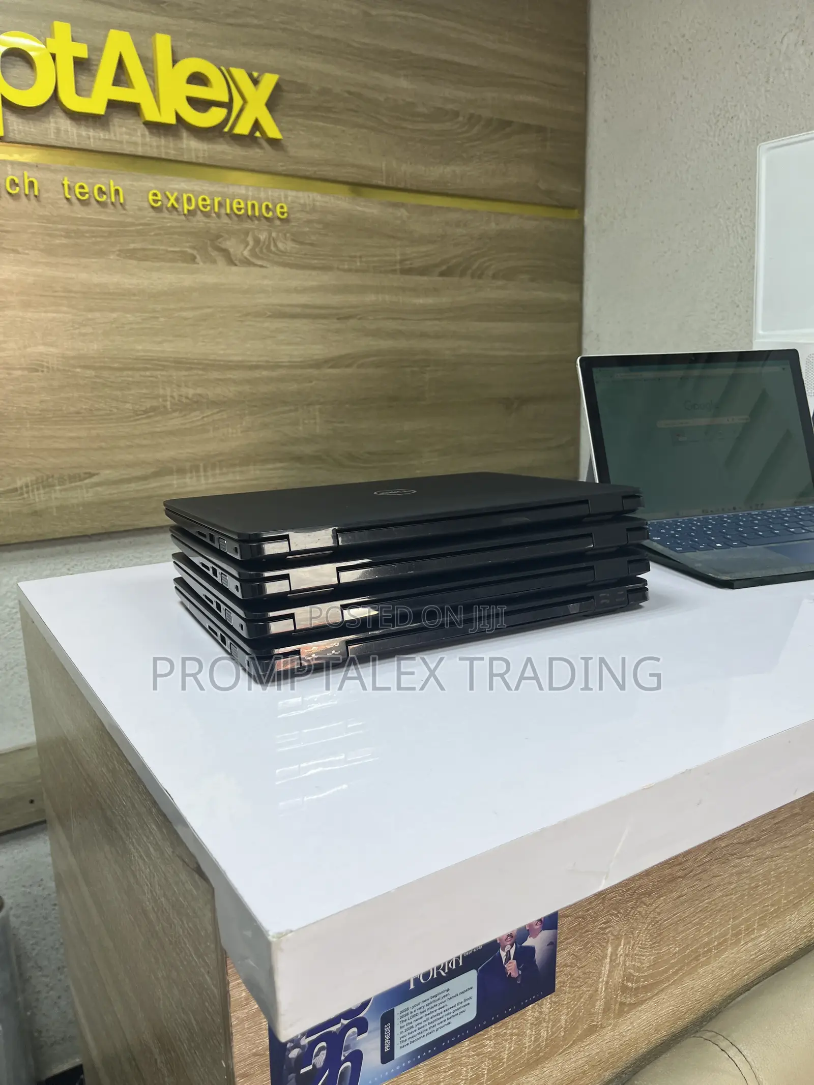 Laptop Dell Wyse 5470 8GB Intel Pentium SSD 128GB