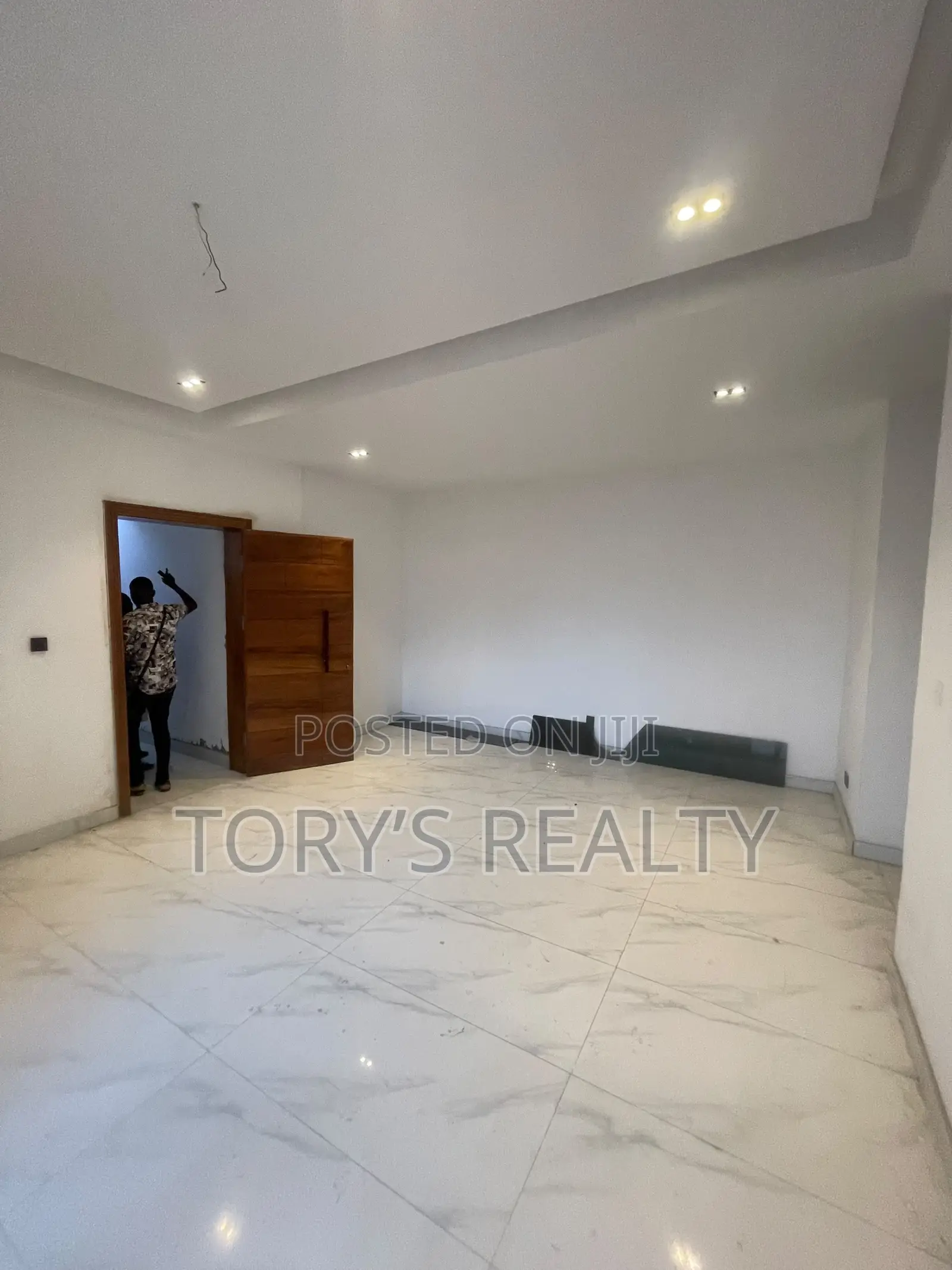 2bdrm Apartment in Ikate for rent