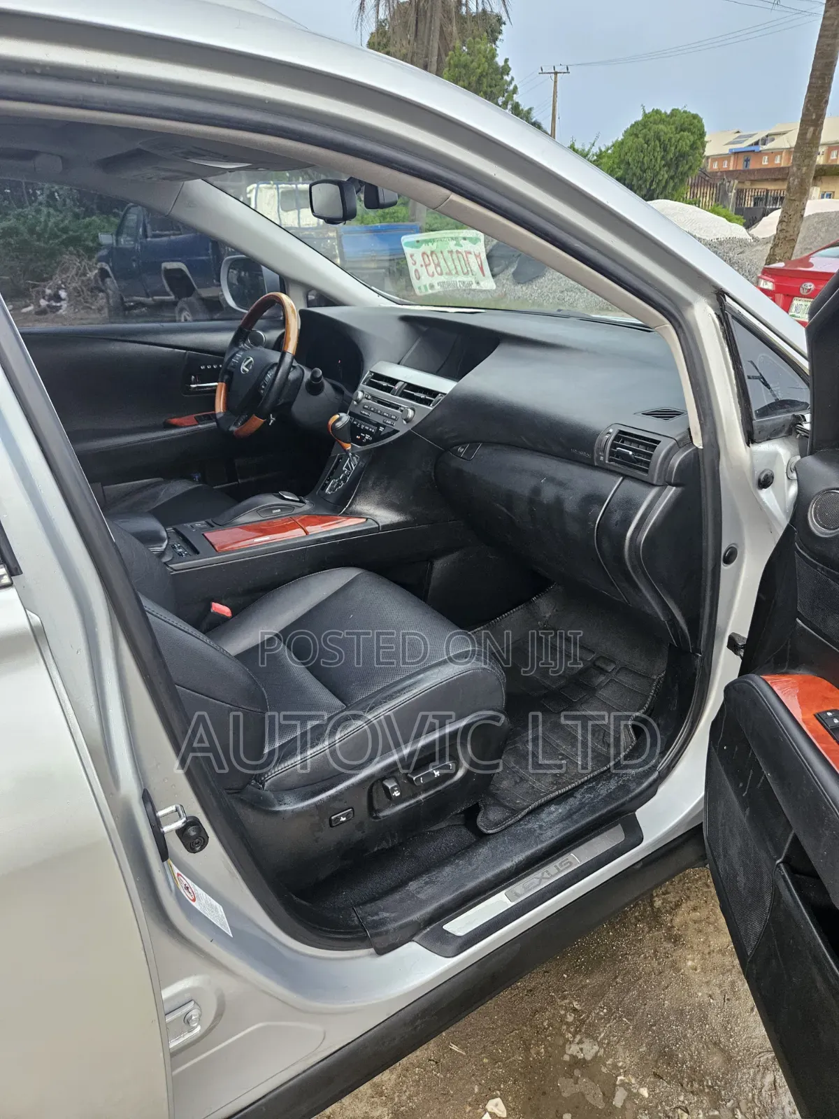 Lexus RX 2011 Silver