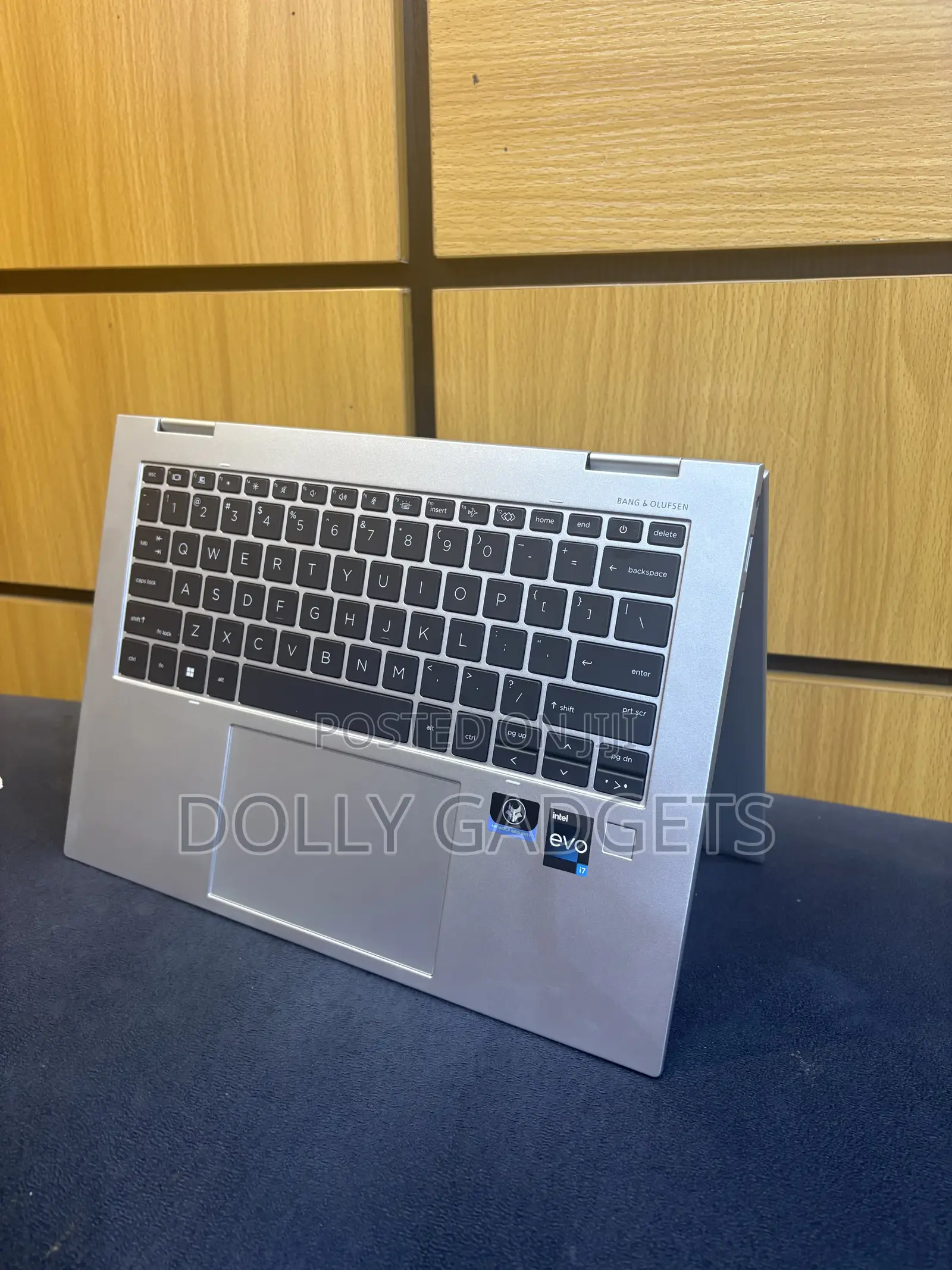 New Laptop HP EliteBook x360 1040 G9 16GB Intel Core i7 SSD 512GB