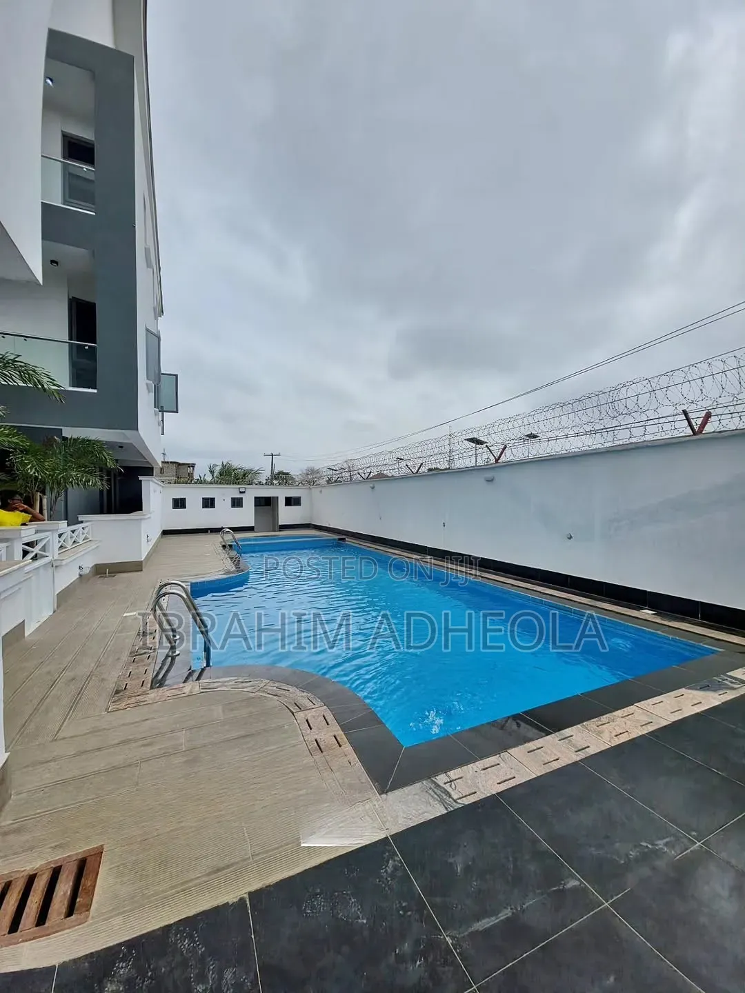 4bdrm Duplex in Ilupeju for rent