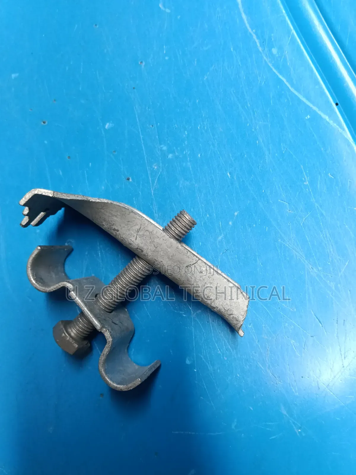 Grating Clip
