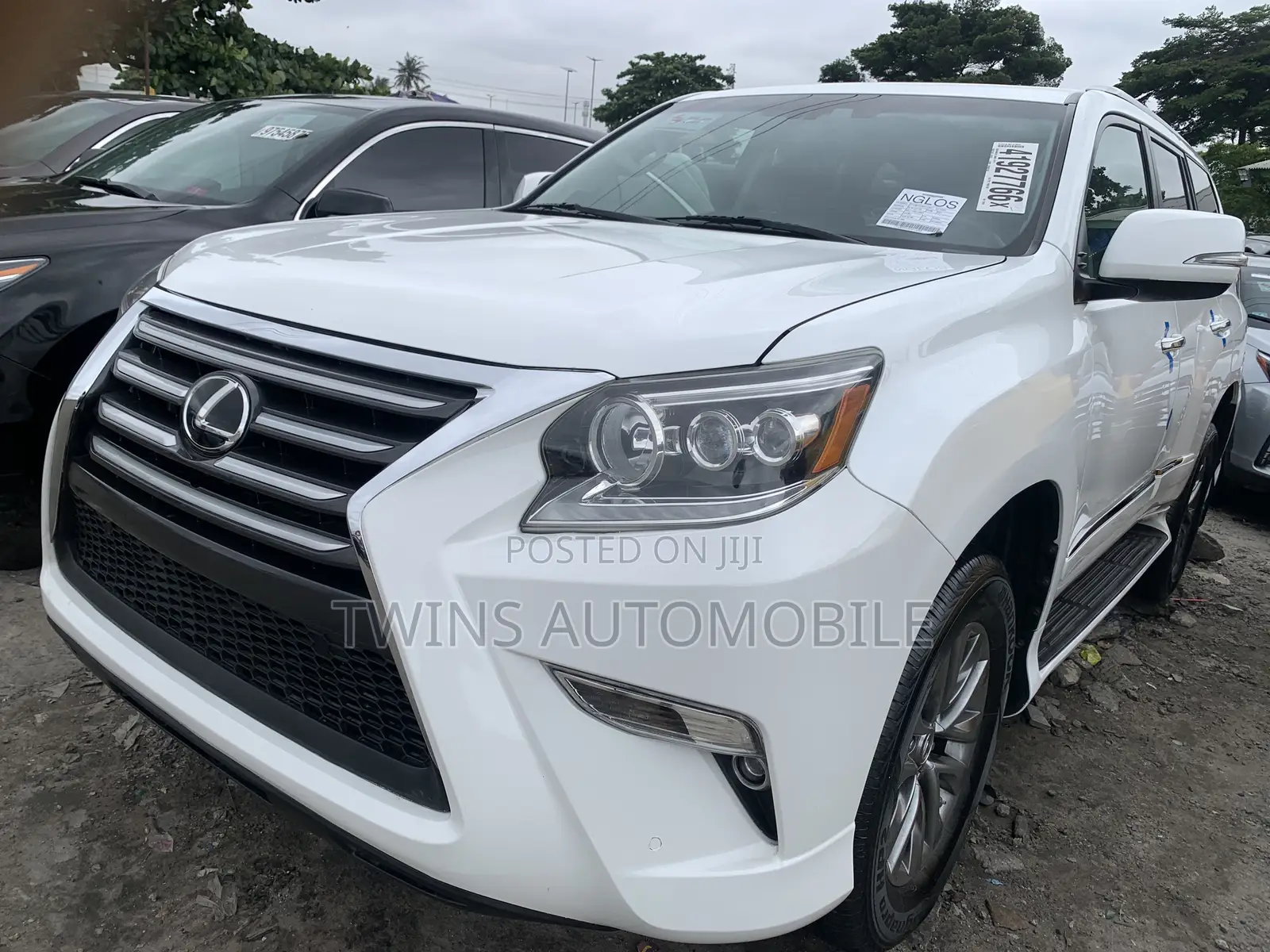 Lexus GX 460 Luxury 2015 White