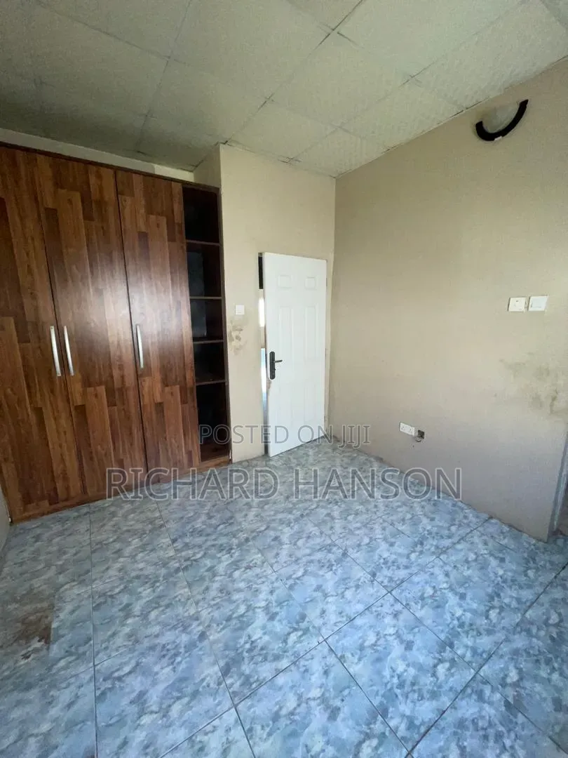 4bdrm Duplex in Orchid, Chevron for rent