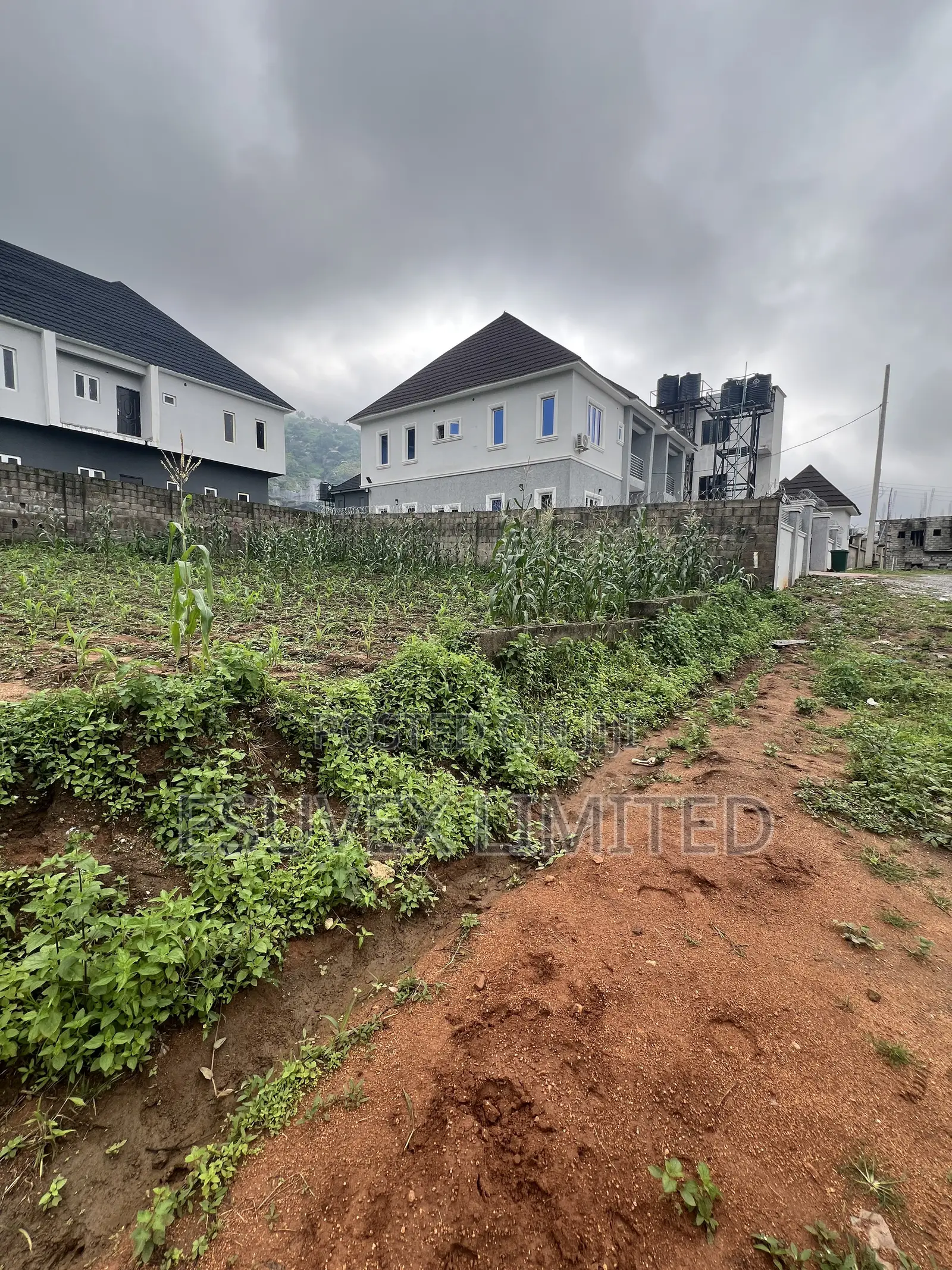 330sqm Plot of Land for Sale in Dawaki