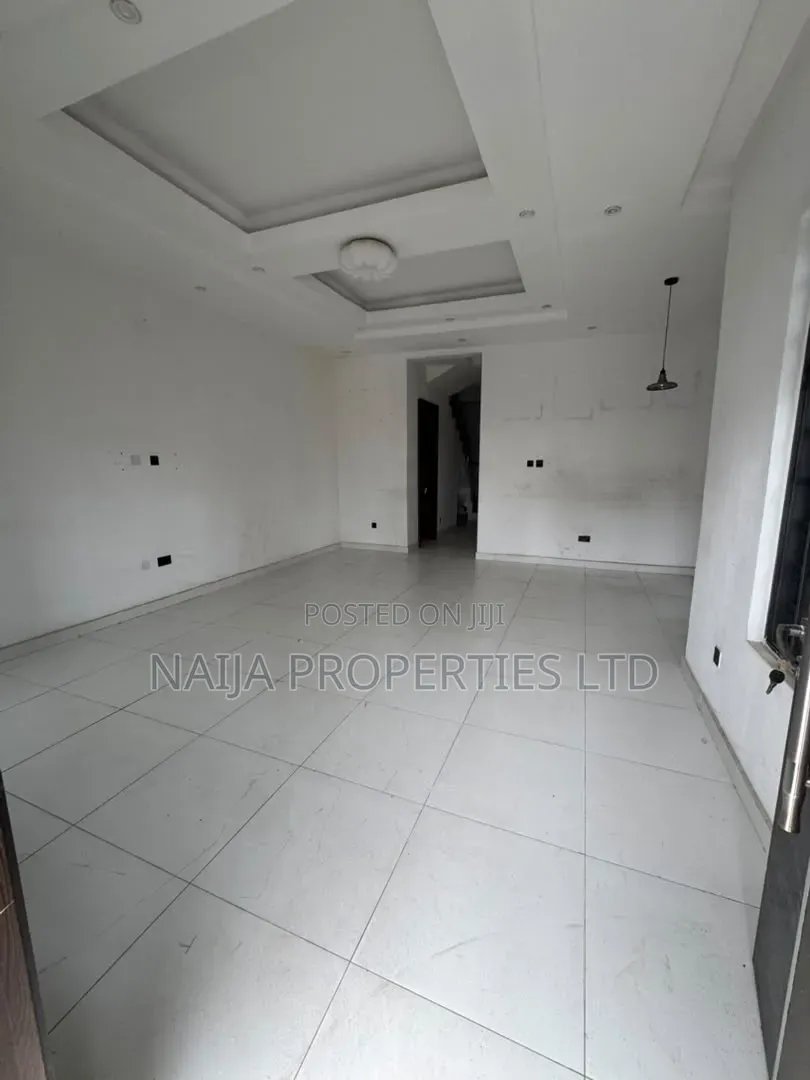 4bdrm Duplex in Ologolo for rent