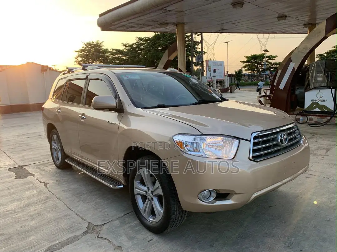 Toyota Highlander 2009 Gold