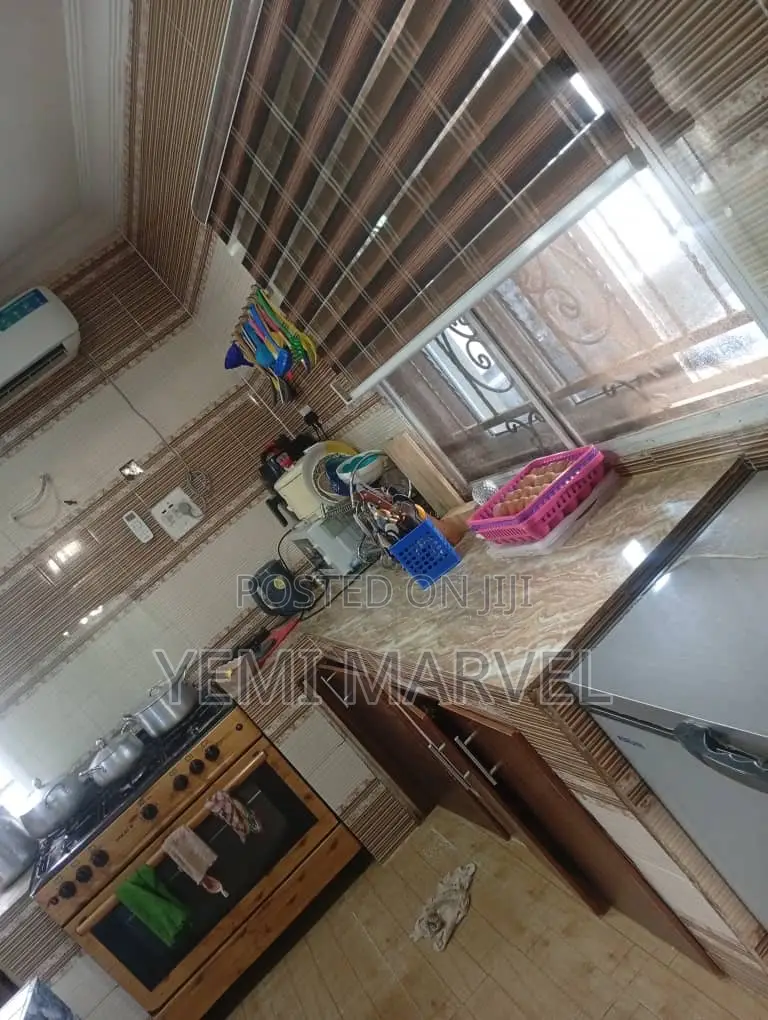 4bdrm Bungalow in Vge Gate 3, Akoto for sale
