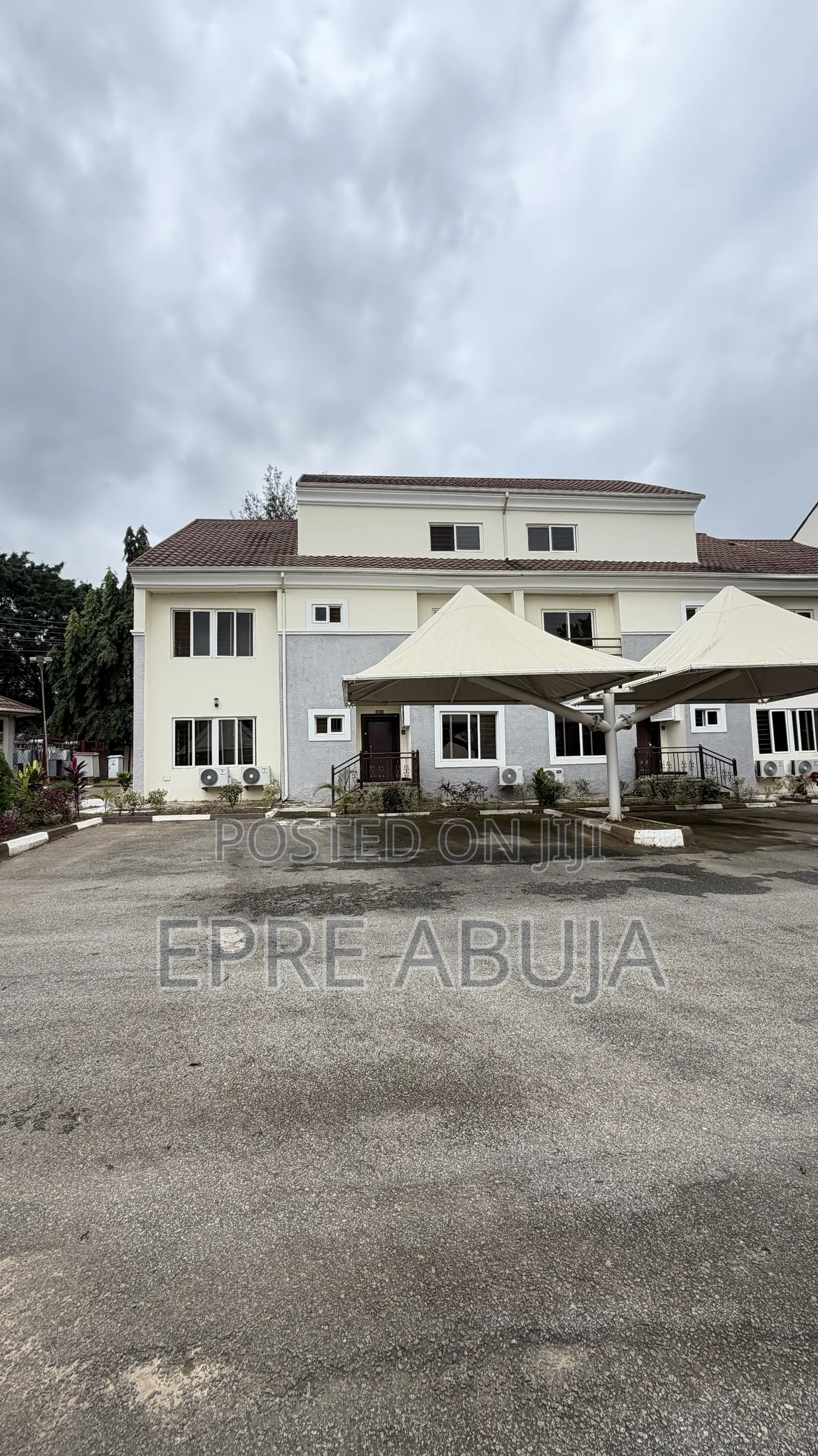 5bdrm Duplex in Life Camp for rent