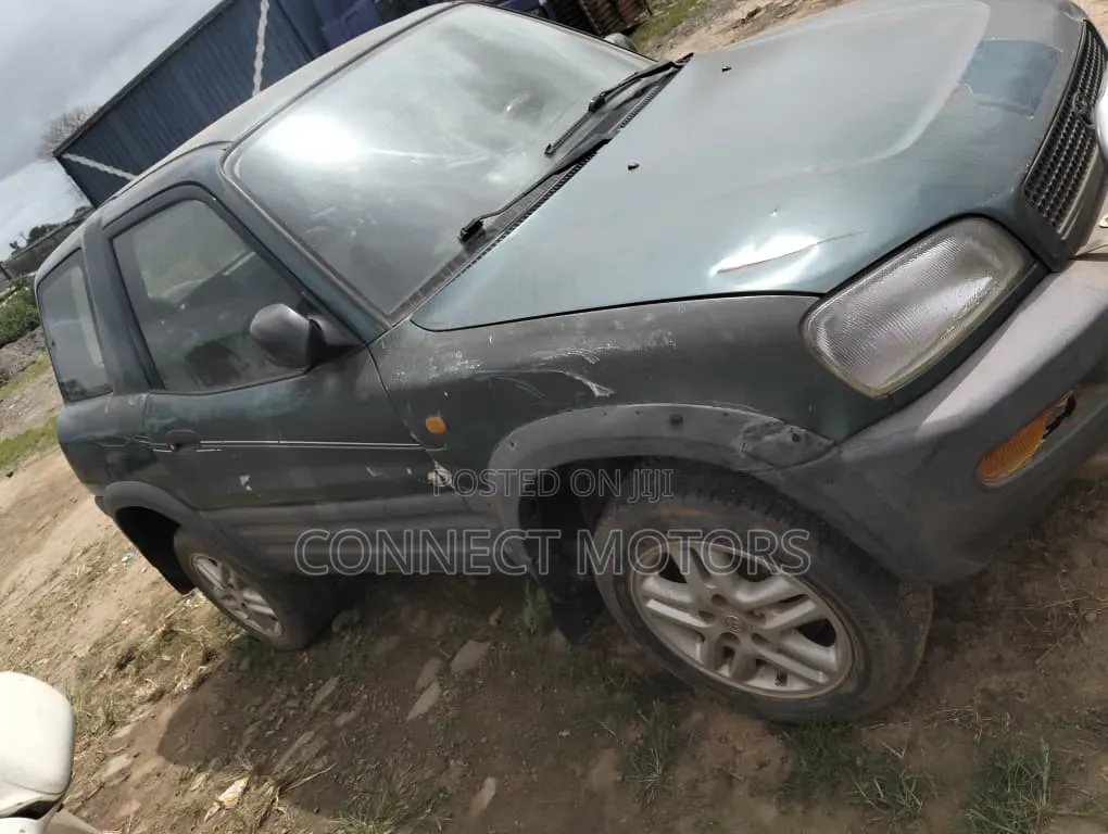 Toyota RAV4 Automatic 2000 Green