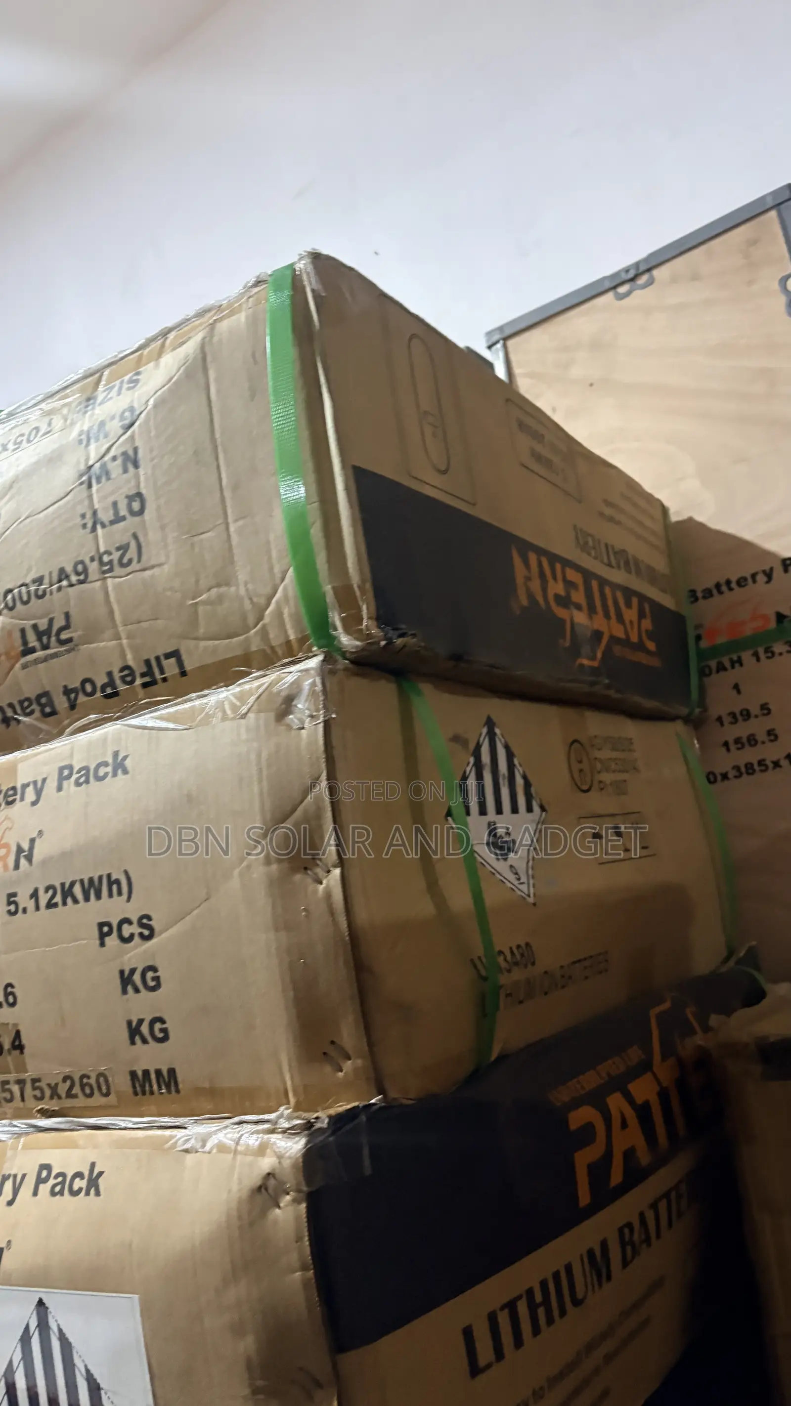 5.12kwh 51.2v Original Pattern Solar Lithium Ion Battery in Stock