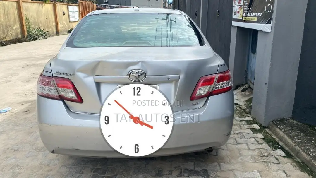 Toyota Camry LE 4dr Sedan (2.4L 4cyl 5A) 2008 Silver