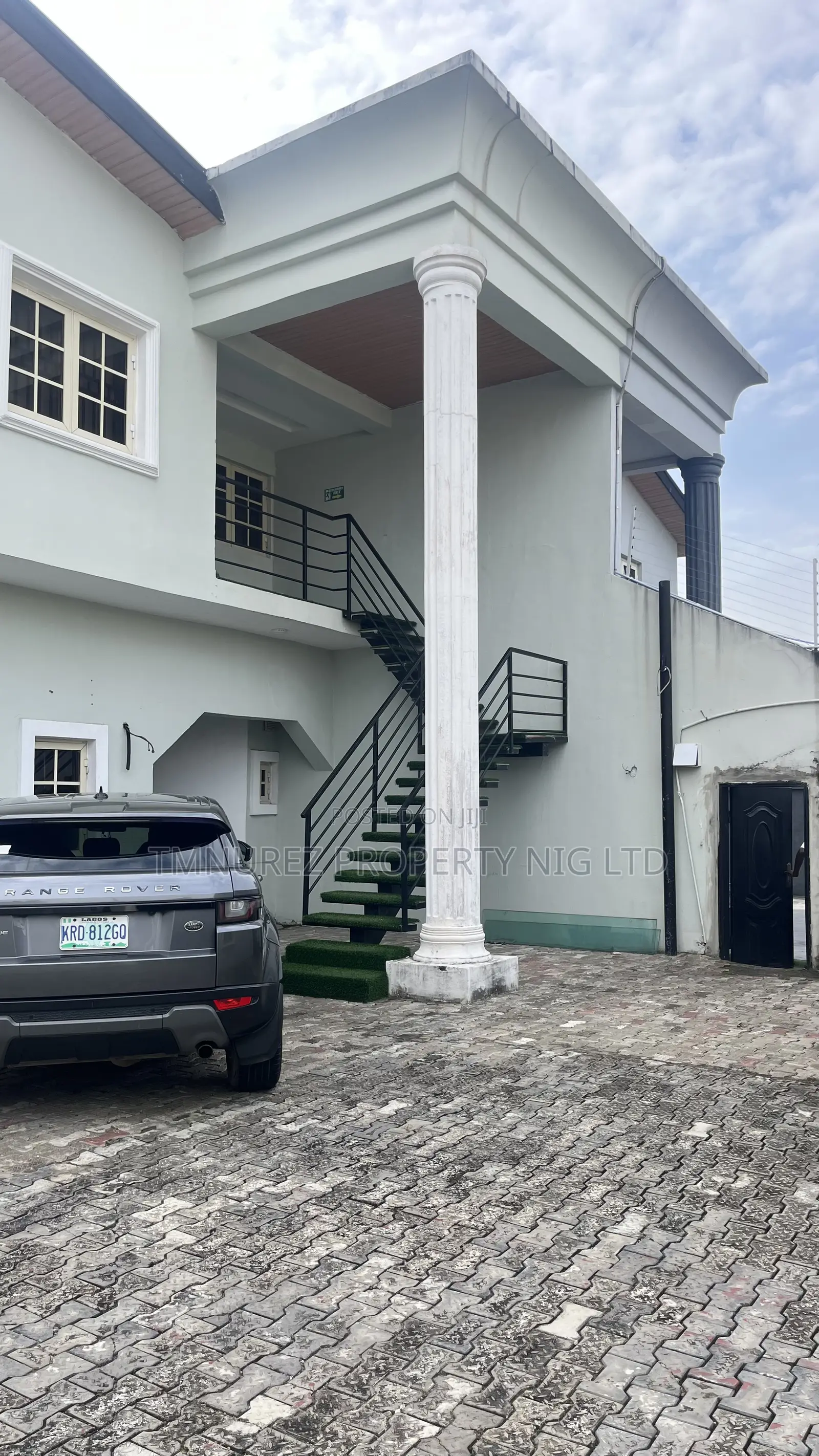 Furnished 2bdrm Duplex in Inside Main Lekki for rent