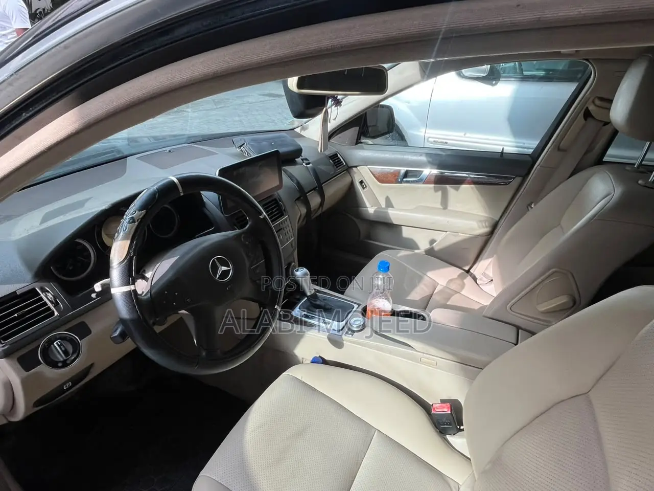 Mercedes-Benz C300 Luxury Sedan AWD (3.0L 6cyl 7A) 2009 Black