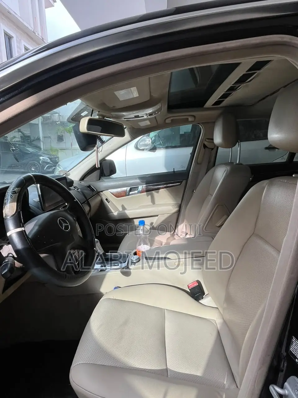 Mercedes-Benz C300 Luxury Sedan AWD (3.0L 6cyl 7A) 2009 Black
