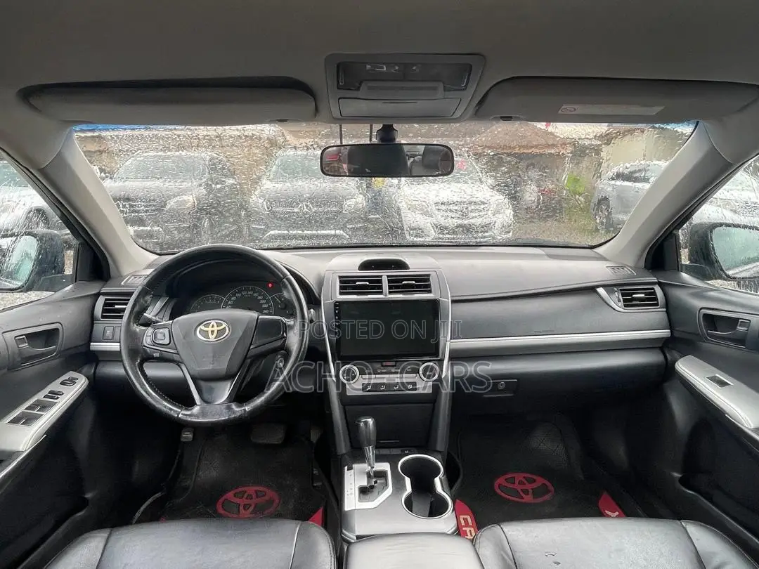 Toyota Camry 2016 Gray