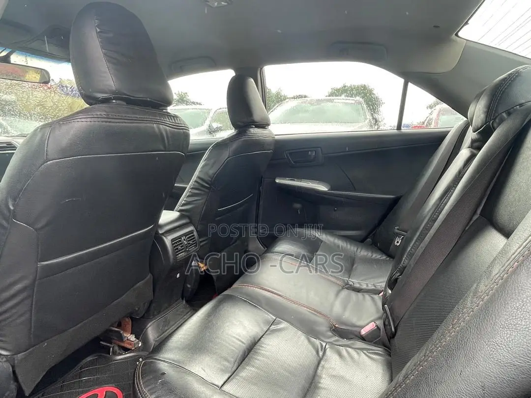 Toyota Camry 2016 Gray