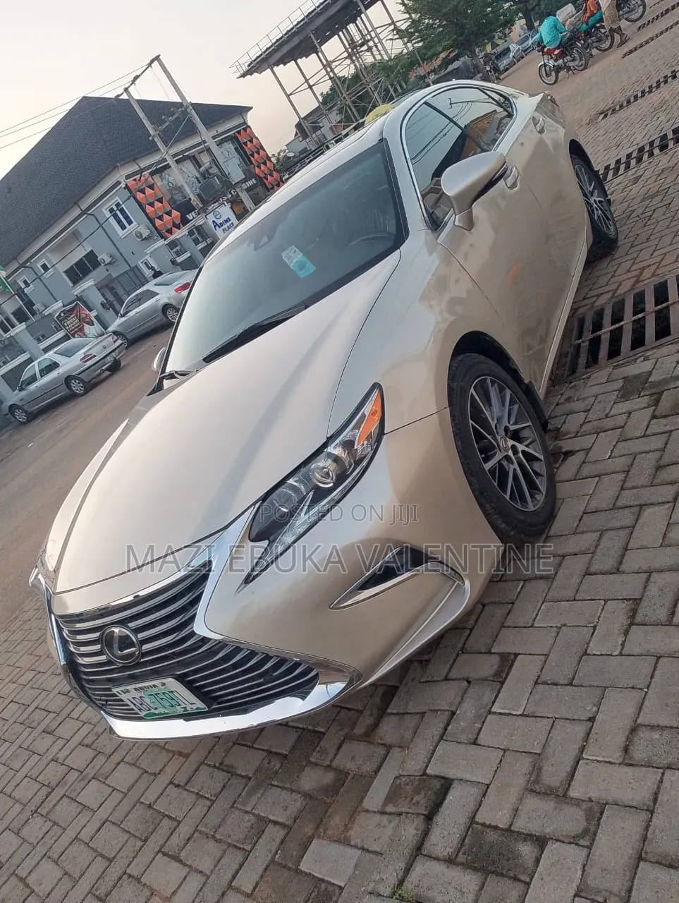Lexus ES 2016 Gold