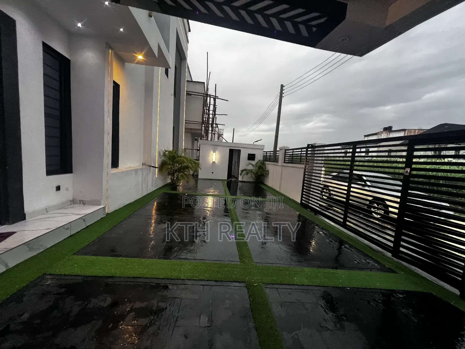 4bdrm Duplex in Lekki Palm City, Ado / Ajah for sale