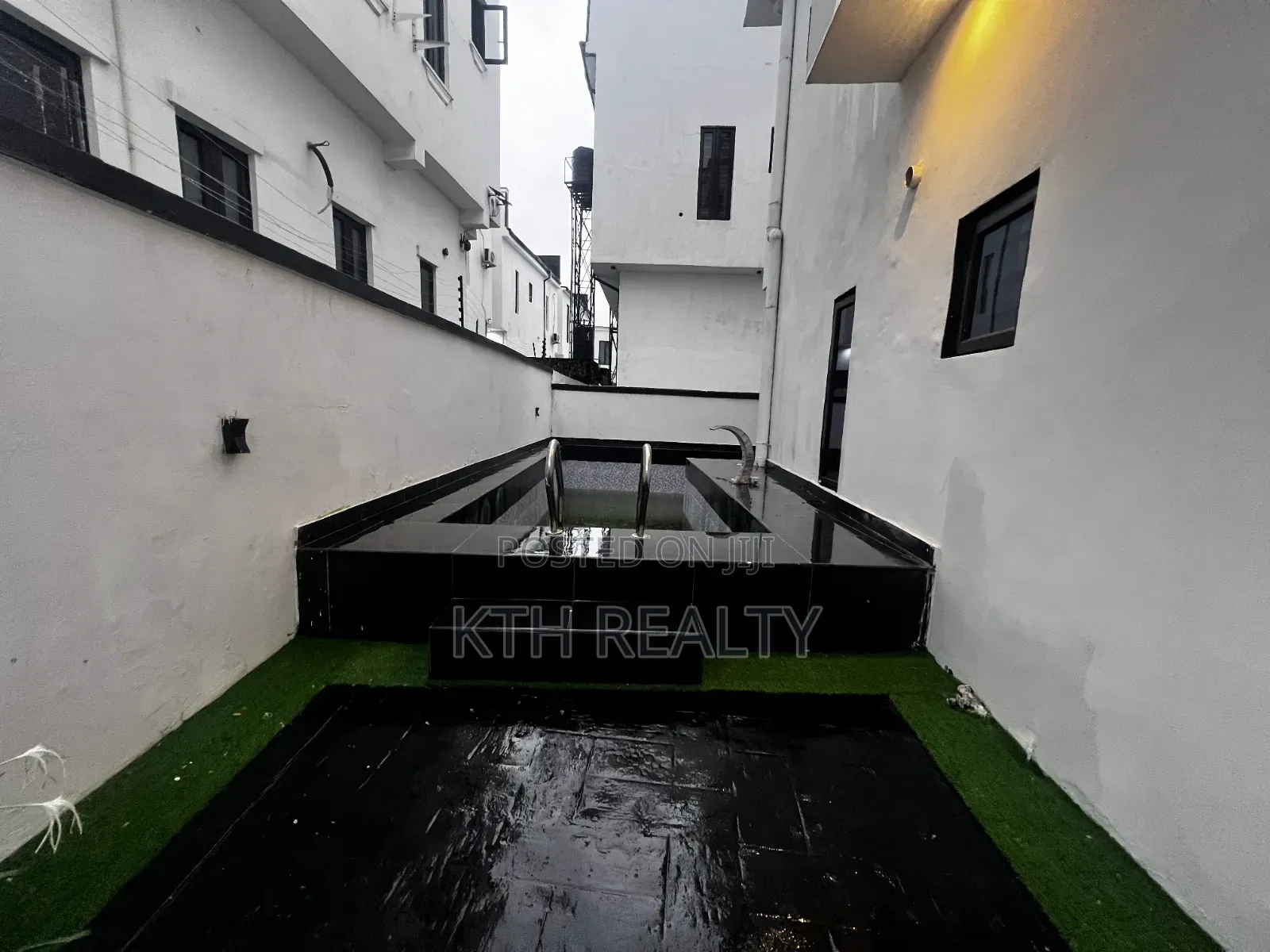 4bdrm Duplex in Lekki Palm City, Ado / Ajah for sale