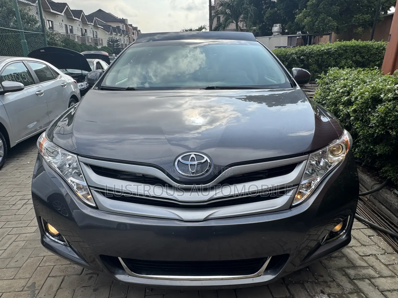 Toyota Venza V6 AWD 2010 Gray