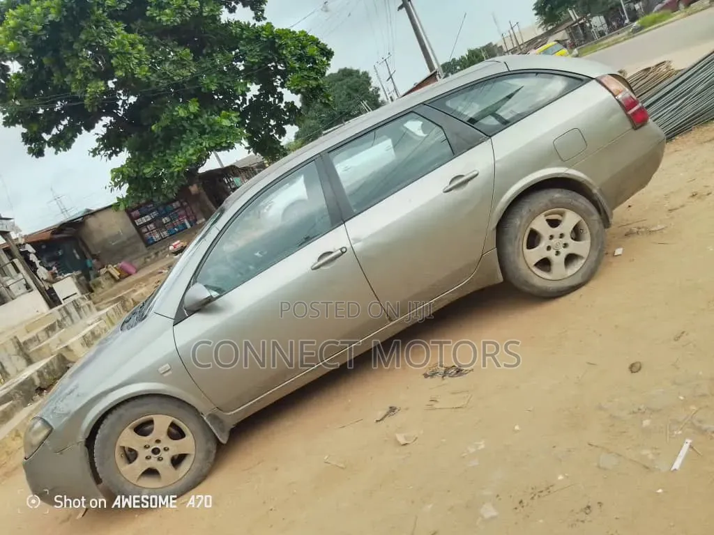 Nissan Primera 2004 Gray