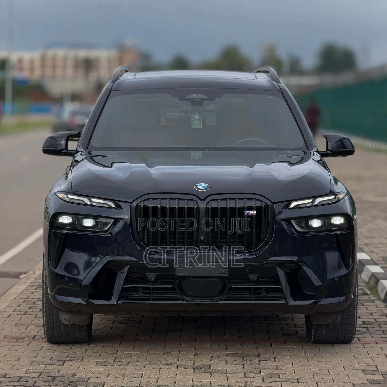 BMW X7 M60i AWD 2024 Blue