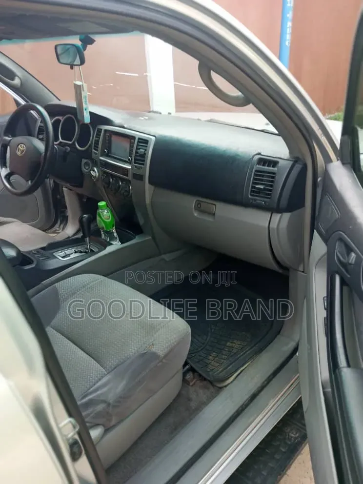 Toyota 4-Runner Sport Edition V8 2006 Blue