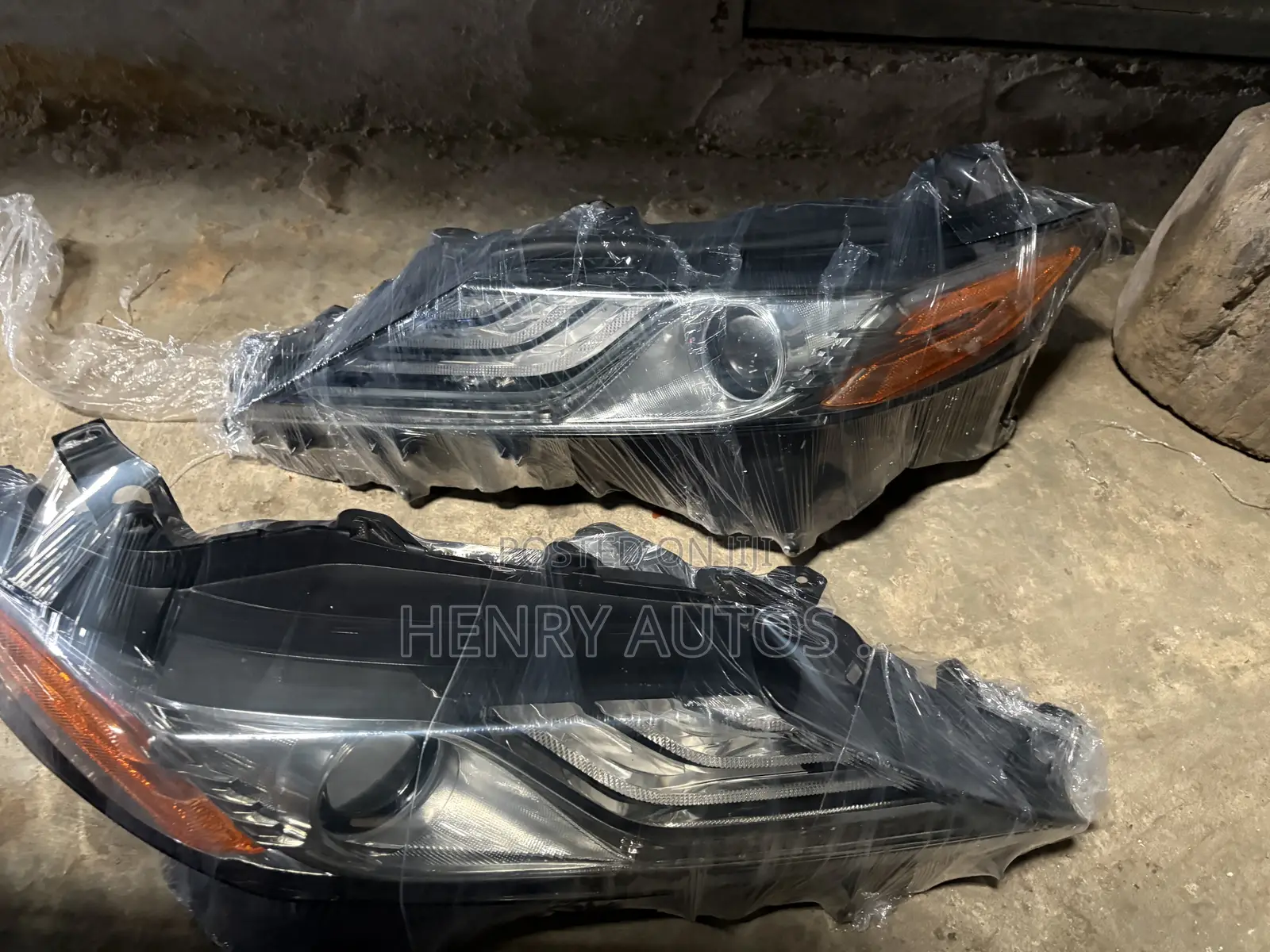 Headlights Camry 2018-2022 Sport