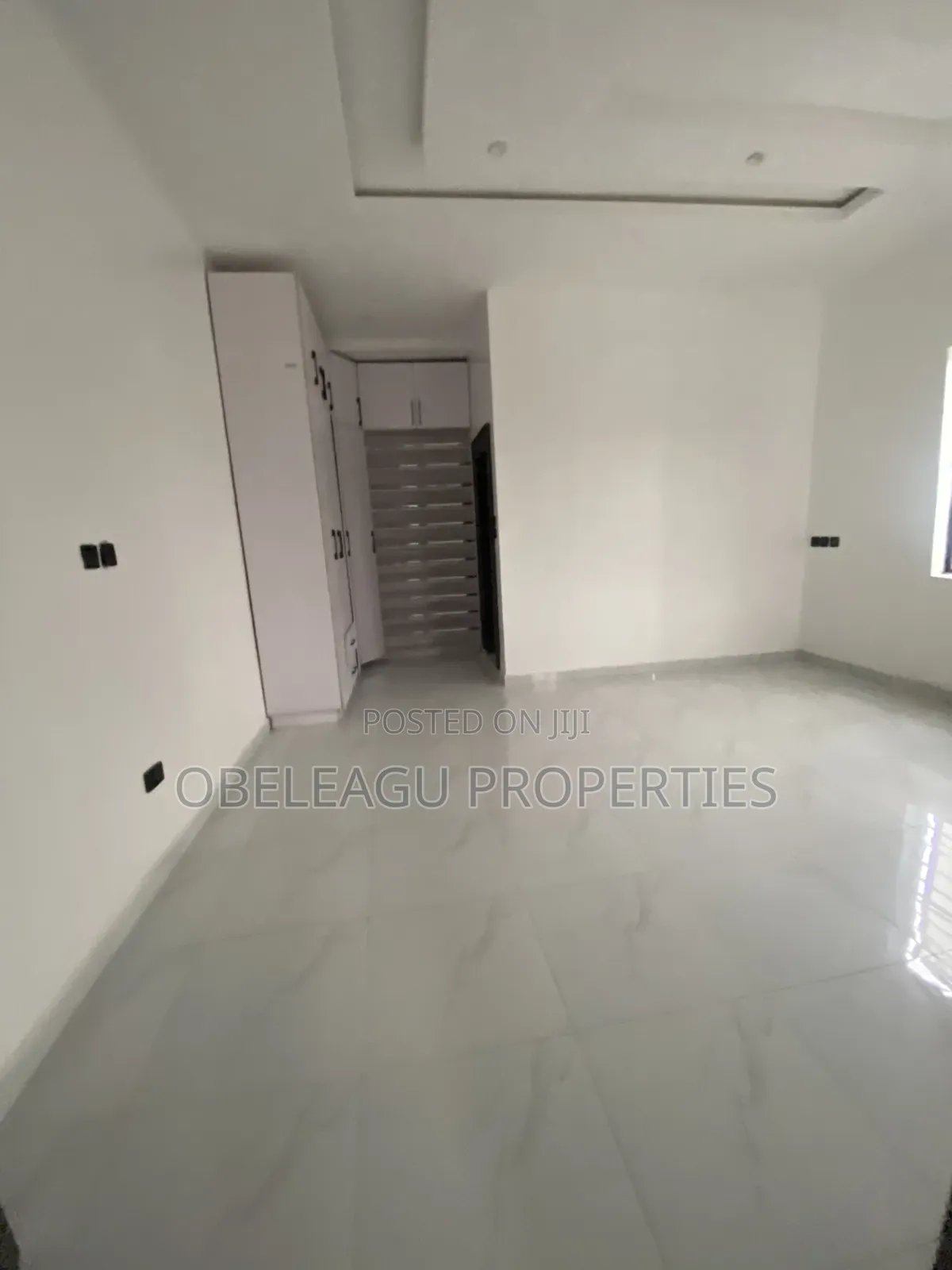 13bdrm Block of Flats in Startimes, Okota for sale