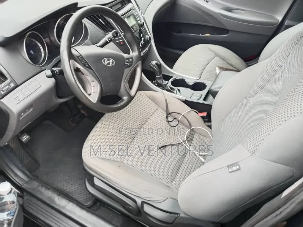 Hyundai Sonata 2011 Black