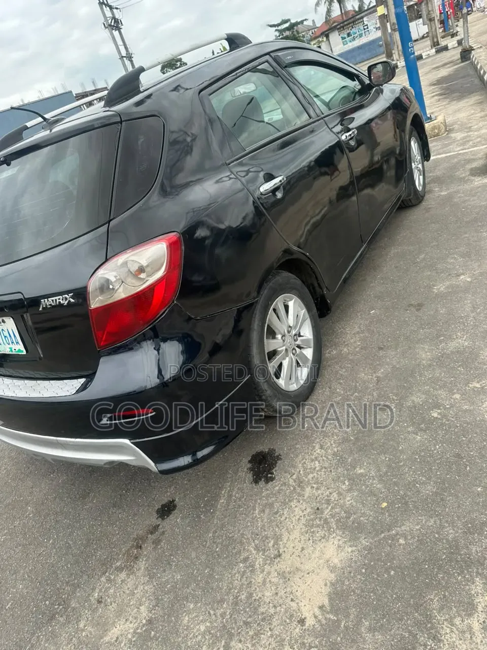 Toyota Matrix Hatchback FWD (1.8L 4cyl 5M) 2009 Black