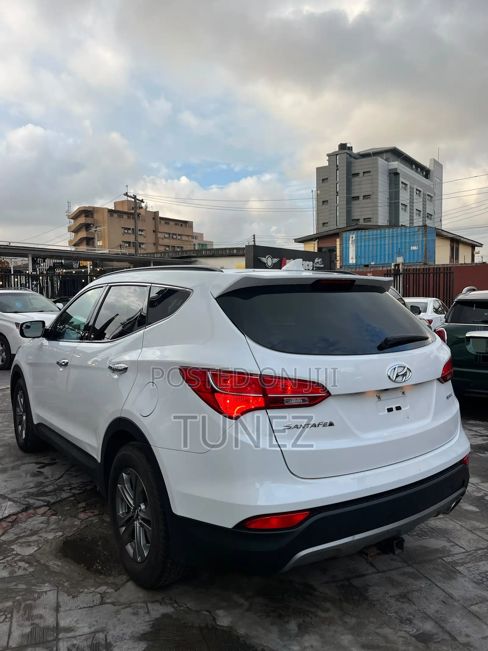Hyundai Santa Fe GLS 4dr SUV AWD (3.3L 6cyl 6A) 2015 White