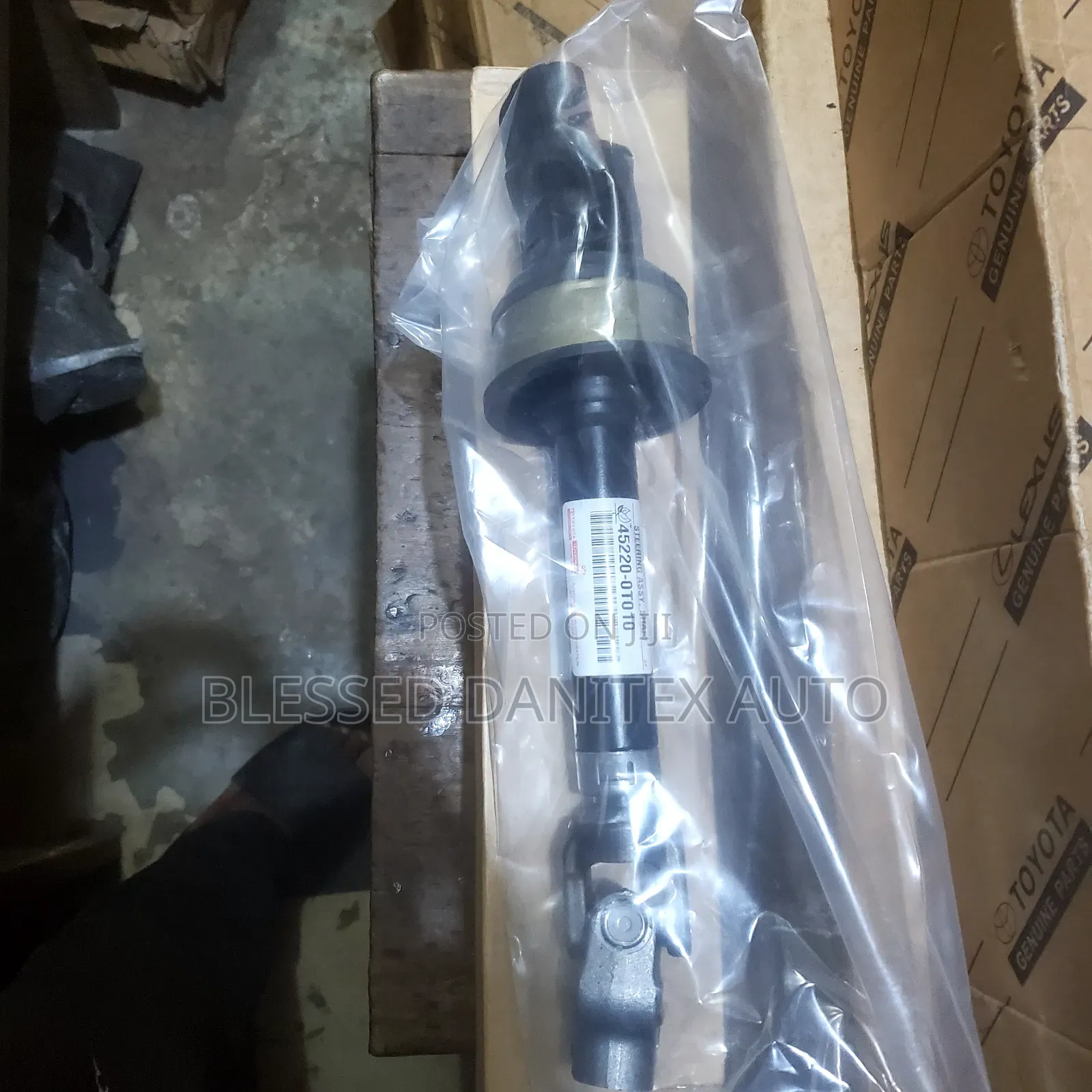 Steering Rock Knuckle of Toyota Camry, Venza and Rx350 2010 to 2016