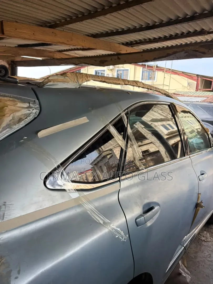 Lexus Rx350 2014 Rear Body Vent Glass Available at Chimatex