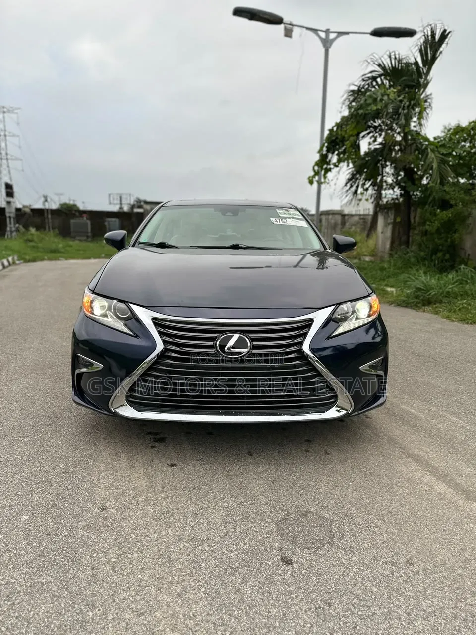 Lexus ES 2016 Blue