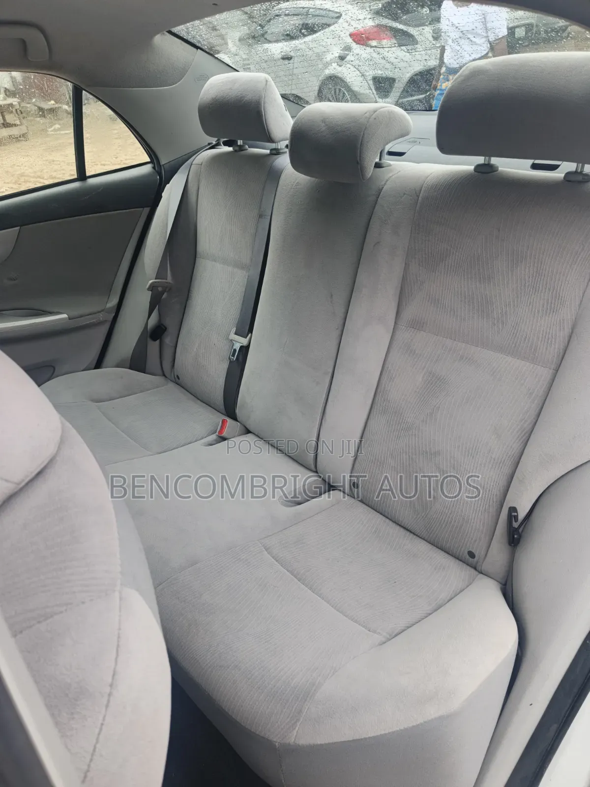 Toyota Corolla 2011 Silver