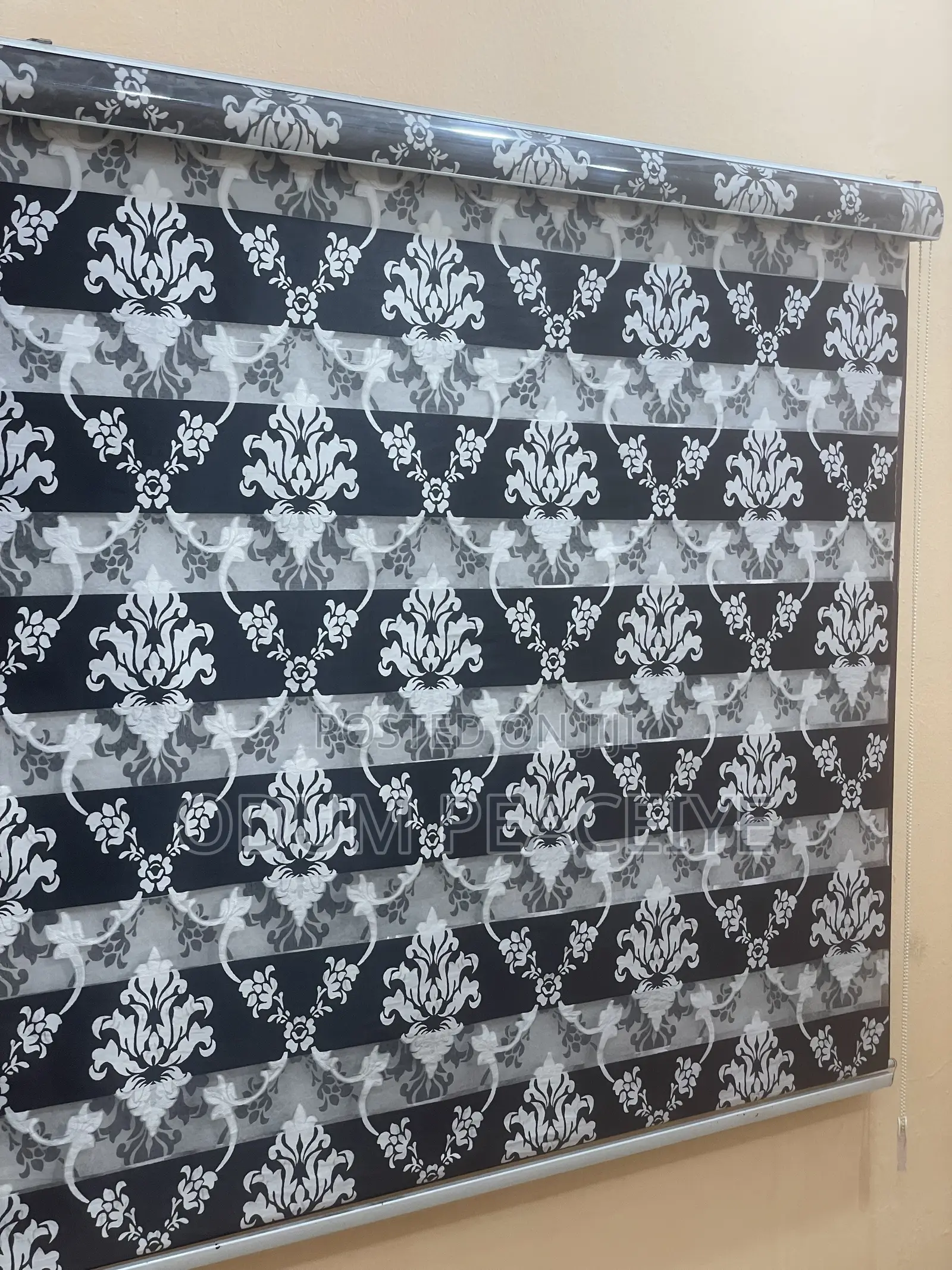 Curtains and Window Blinds