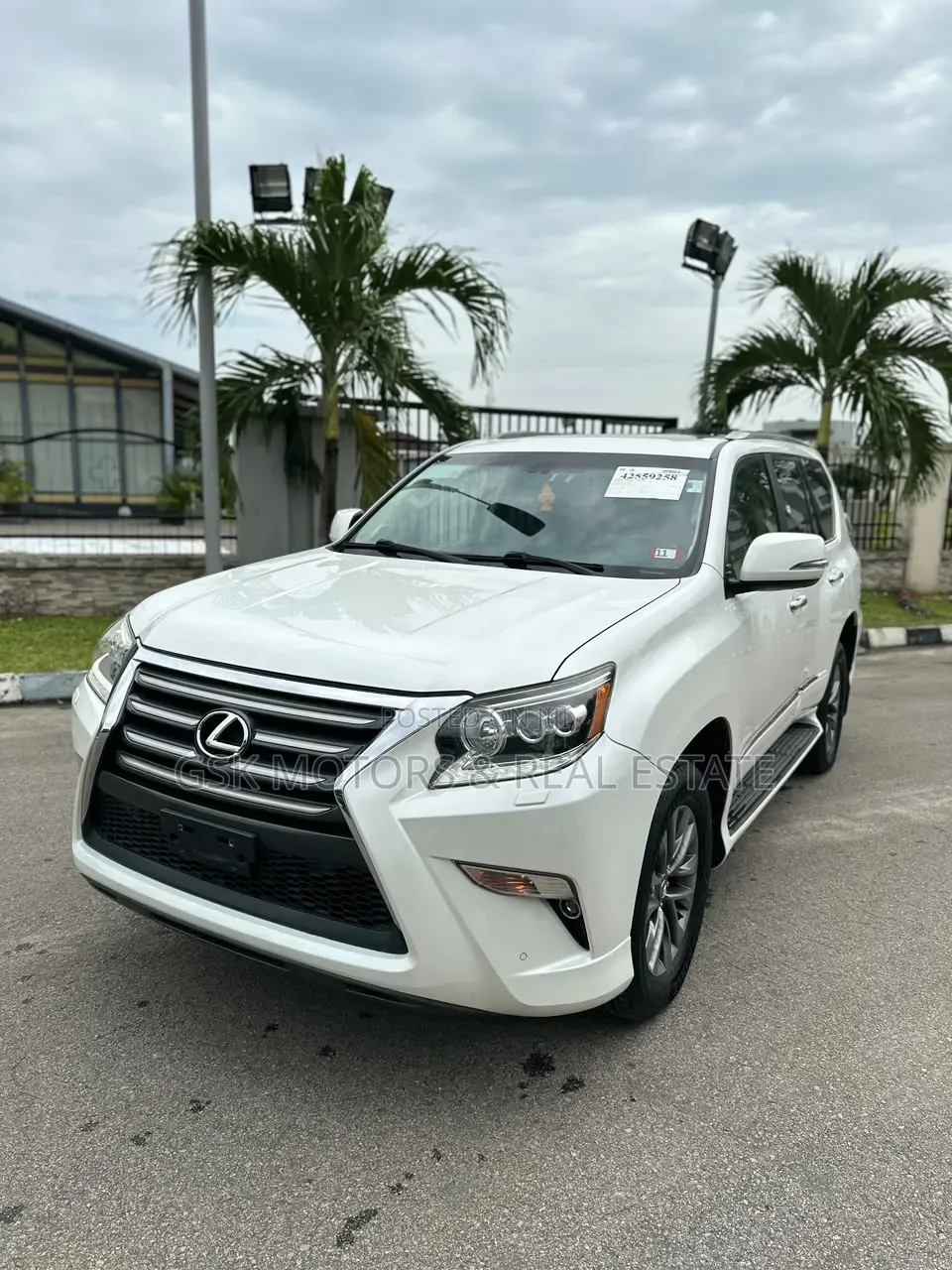 Lexus GX 2014 White