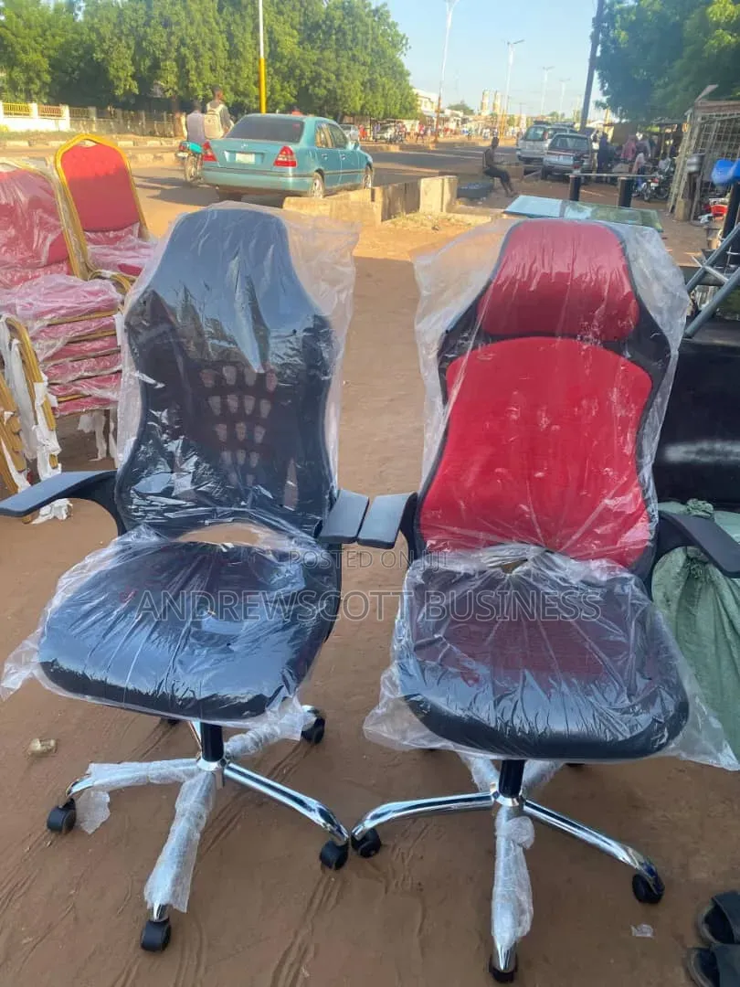 Brand New Executive Fish Handle Model 2112 Red Swivel Office Chair