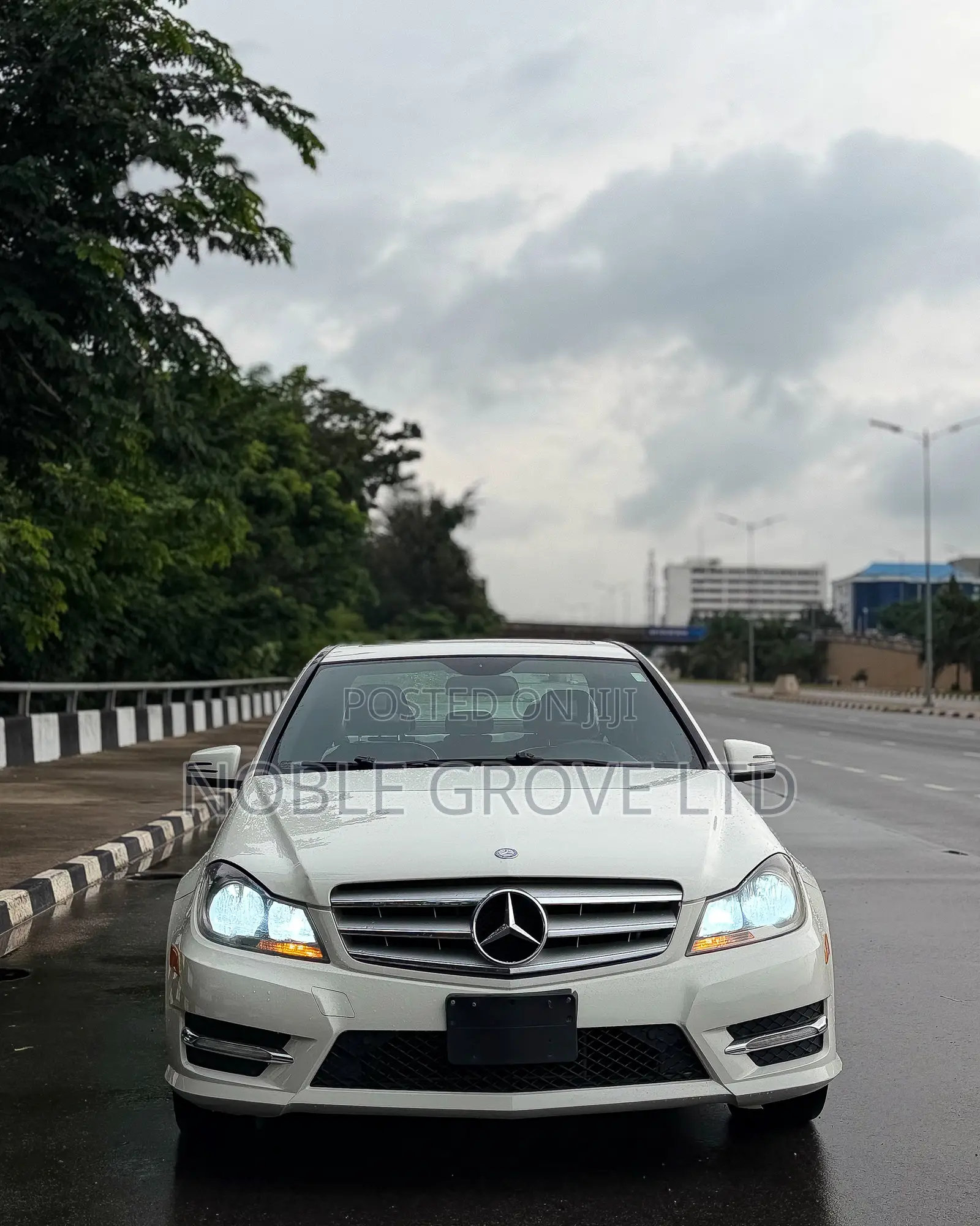 Mercedes-Benz C350 C 350 4MATIC AWD 2012 White