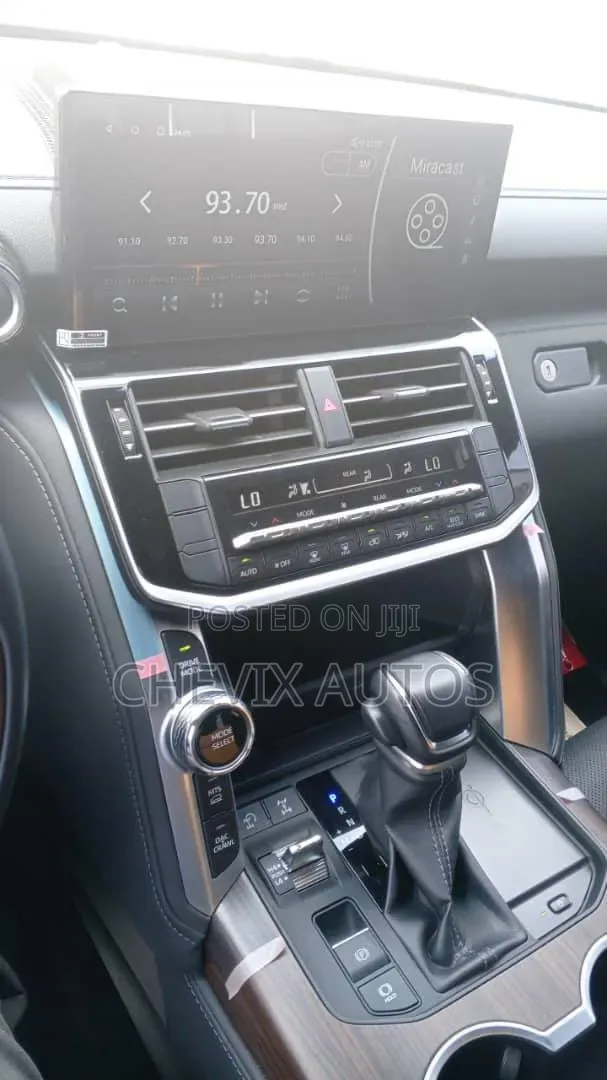 New Toyota Land Cruiser 2025 Silver