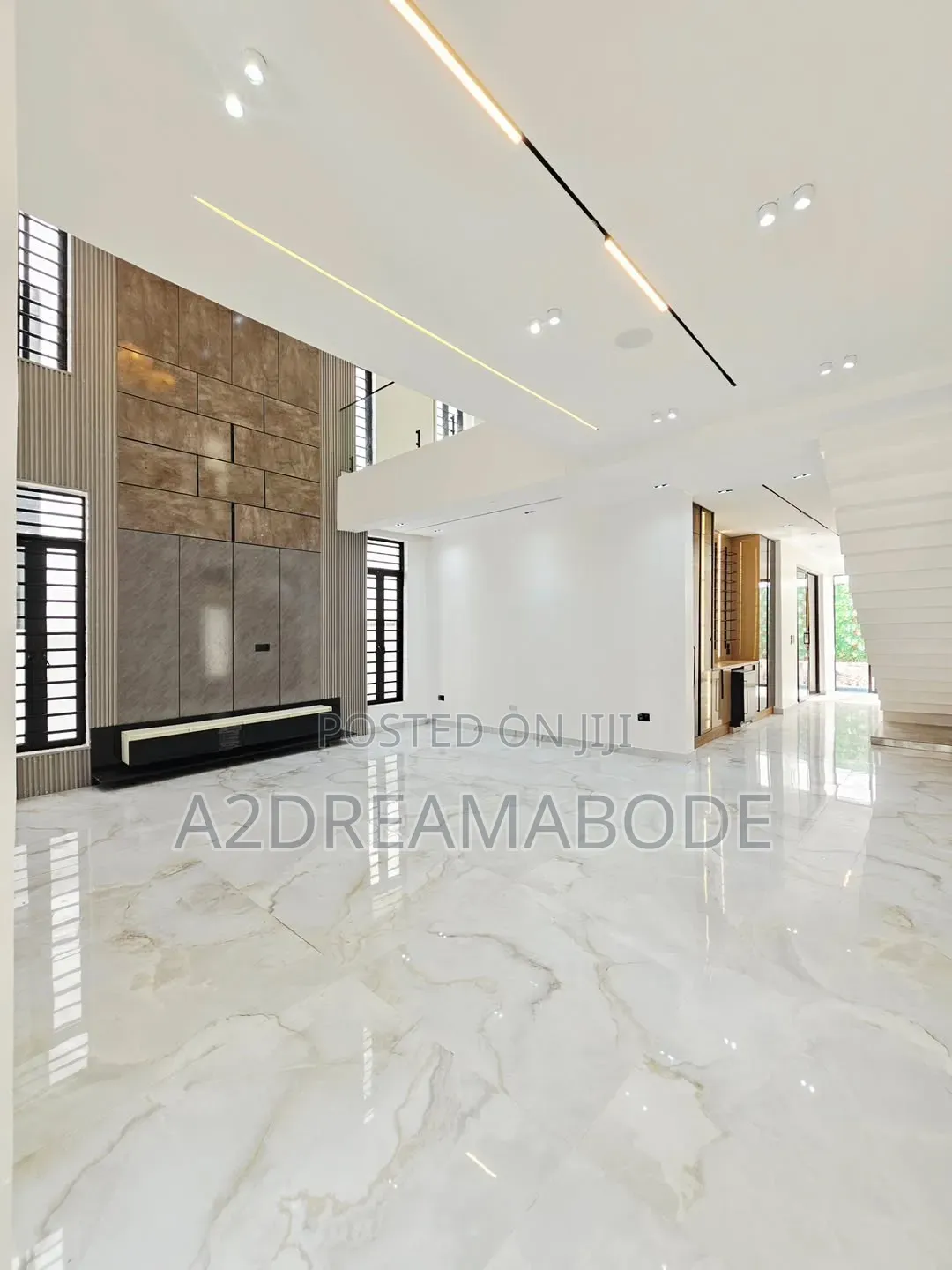 5bdrm Duplex in Lekki Phase 1 for sale